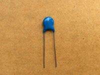 (10 ชิ้น ) Ceramic Capacitors 1KV ค่า 10pF, 22pF, 39pF, 47pF, 56pF, 150pF, 330pF ระยะขา 5mm.