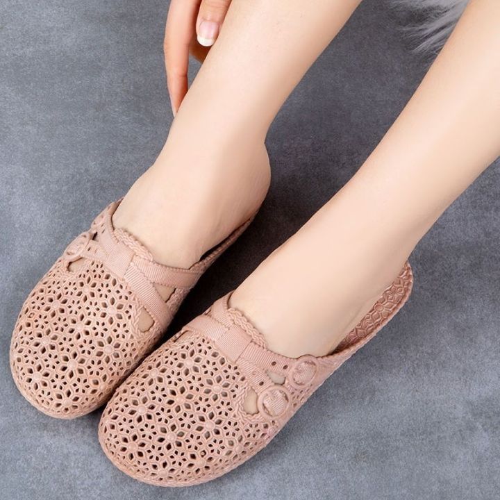 a-so-cute-ม่องเท้า-crocs-รองเท้าแตะผู้หญิง2021ฤดูร้อนภายในและภายนอกใหม่สวมใส่แฟชั่นนักเรียนพื้นหนากันลื่นพื้นเรียบรองเท้าตาข่าย