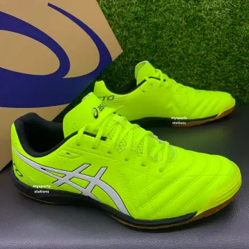 Kasut futsal online asics