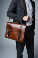 ZETTINO กระเป๋าเอกสารหนังแท้ l 14"  Messenger Bag