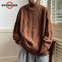 KYUSHUAD เสื้อสเวตเตอร์คอเต่าแบบหลวมของผู้ชายสเวตเตอร์อบอุ่นบรรยากาศคู่ที่เรียบง่าย