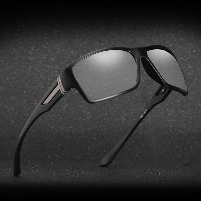 เลนส์เปลี่ยนสีโพลาไรซ์แว่นกันแดดแฟชั่นทรงสี่เหลี่ยมเรียบง่าย UV400แว่นตานิรภัยปลอดภัยการปรับอัตโนมัติ Essential ขณะขับขี่แว่นตาป้องกันแสงสะท้อน