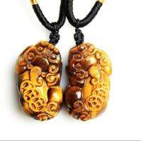 Natural Golden Tiger eye stone to avoid evil pendant pendant wood change stone pendant crystal auspicious jade explosive wholes