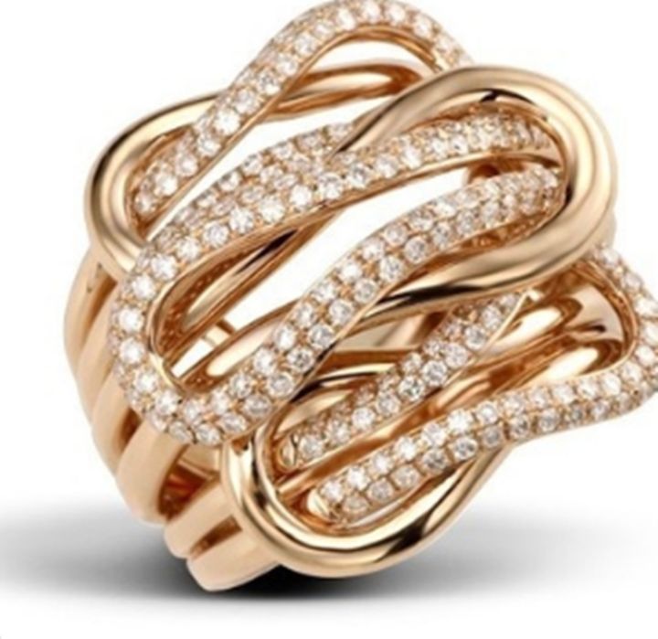 แหวนรูปรันเวย์ทองคำสีกุหลาบข้ามพรมแดนที่ผู้ผลิตใหม่ขาย