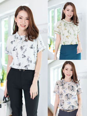 Narinari : NT1476 Folded Front Floral Blouse