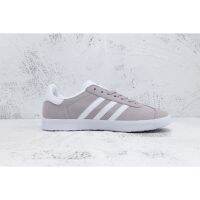 2023 รองเท้าผ้าใบลำลองสำหรับผู้ชายและผู้หญิง∏♝∏ Originals Gazelle Indoor Taro สีม่วง ลื่นสไตล์วินเทจแฟชั่นต่ำด้านบนกีฬารองเท้าลำลอง แท้100%ผู้ชายผู้หญิงEF650