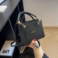 [COD] and winter Kong style retro bag women 2022 new trendy all-match high-grade texture one-shoulder Messenger square