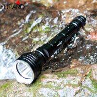 ไฟฉายดำน้ำ YUPARD 100เมตร XM-L2 LED /T6 LED สีขาว/เหลืองแผ่นเรืองแสงกันน้ำแบบพกพาไฟฉาย (มีที่ชาร์จแบตเตอรี่18650 2ชิ้น)