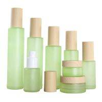 30/40/60/80/100ml Wood Grain Cover Green Glass Spray Press Pump Bottle Lotion Bottles Cream Jars Empty Cosmetic Packing Travel Size Bottles Containers