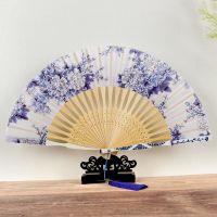 Bamboo Blue And White Porcelain Hand Held Fan Chinese Vintage Style Folding Fan Dance Hanfu Cosplay Party Home Decoration Crafts