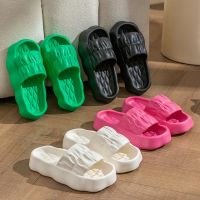 Summer 2023 Women Thick Slippers Sole Beach Slides Bathroom Non-Slip Soft Sandals Fashion Ladies Home Shoes