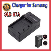 CHARGER SAMSUNG 07A CHARGER SAMSUNG 07A แท่นชาร์จแบตเตอรี่กล้อง ใช้ชาร์จกับแบตกล้อง- แท่นชาร์จ กับ แบต (ที่ชาร์จทั้งในบ้านและสายชาร์จในรถยนต์)