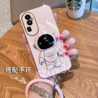 เคสโทรศัพท์สินค้าพร้อมส่งสำหรับ OPPO Reno10 Pro + Plus Reno 10 8T 8Z 8 Pro 5G A78 NFC A98 A77 A57 A77S A17 4G ใหม่แฟชั่นชุบเคสโทรศัพท์มือกับนักบินอวกาศขาตั้งพับได้ซิลิโคนสายรัดข้อมือป้องกันเลนส์กล้อง OPPOA78ฝาครอบ RENO10