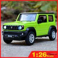 Suzuki Jimny รถบรรทุกรถยนต์รุ่นลูกเต๋าของเล่นโลหะสำหรับเด็กผู้ชายเด็กรถออฟโรดคอลเลคชั่นงานอดิเรกขนาด1/26