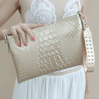 hot！【DT】❈⊕  luxurious White/Gold Envelope Pattern Leather Messenger Crossbody bag Handbag day clutch