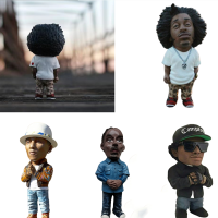 【Ready stock】Hip Hop Rapper Bro Shakur Snoop Dogg Action Figure Rap Star Figurine Ornament