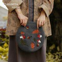 Faramita หมวกเบเร่ต์ขนแกะสำหรับผู้หญิงแบบบ้านไร่ใบไม้ร่วงลูกสนวันหยุดทำมือหมวกจิตรกรเห็ดป่า