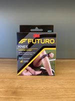 Futuro Sport Adjustable Knee Strap ฟูทูโร่ สปอร์ต อุปกรณ์พยุงใต้หัวเข่า รุ่นปรับกระชับได้