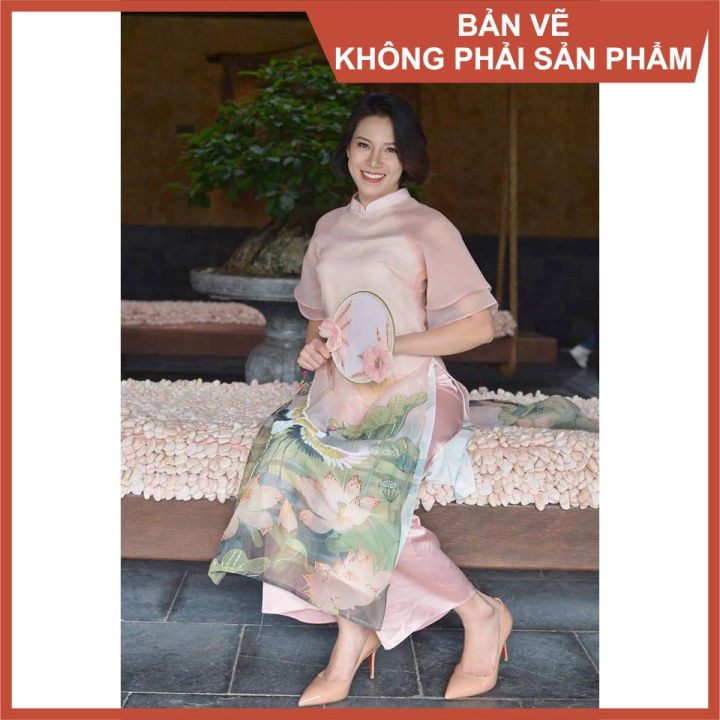 Chắc hẳn bạn đã từng nghe qua tới áo dài - trang phục truyền thống đầy quyến rũ của người Việt Nam. Hãy xem những hình ảnh về áo dài để thấy rõ sức hút của nó và sự tinh tế trong từng đường nét thiết kế.