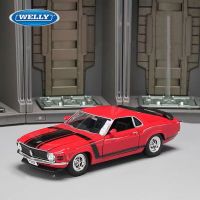 WELLY 1:24 1970ฟอร์ดมัสแตง BOSS 302ล้อแม็ก D Iecasts ยานพาหนะรถโลหะรุ่นขนาดเล็กขนาดรุ่นรถของเล่นสำหรับเด็ก Gift888