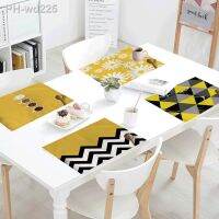 Geometric Yellow Daisy Printing Placemat Kitchen Table Countertop Mat Pad Protector Heat Resistant Drink Coasters Dining Dish