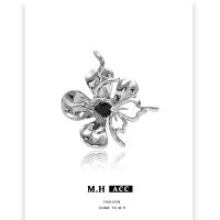 [COD] flower brooch high-end niche multi-functional decorative waist fixed artifact corsage tide