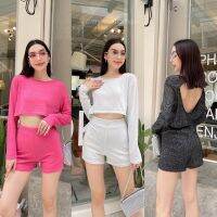 Basic Cropped Top???(420฿ฟรีส่ง) เซตเสื้อแขนยาว ลุคเบสิคที่ไม่ธรรมดา ด้านหลังแบบเว้าแบบแซ่บๆ ใส่ง่ายมีกระดุมติดหลังคอ