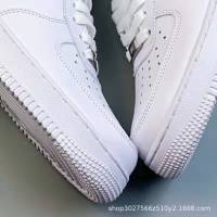 New product รองเท้า Putian คุณภาพสูง Air Force One AF1 รองเท้าผู้ชายรองเท้าสีขาวตัดต่ำรองเท้าผ้าใบรองเท้าผู้หญิงรองเท้ากีฬาคู่