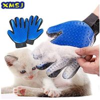 Cat Pet Grooming Deshedding Brush Gloves Effective Cleaning Back Massage Animal Bathing Hair Removal Cat Dog Combs Brushes  Combs