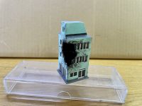 N Scale TomyTec Damaged Building dimensions L4W4H8  N Scale TomyTec ขนาดอาคารที่เสียหาย L4W4H8