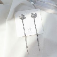 Fashion earrings ต่างหูเงินแท้925 ต่างหูหงส์สีเงินมีสายห้อย (พร้อมกล่อง)