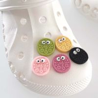 Eyed Oreo (Light Pink Oreo / Pink Oreo / Green Oreo / Yellow Oreo / Black Oreo) Button Shoe Cute Decorations Accessories Shoes Charm Deco Jibbitz Shoes Diy Charms Sneaker