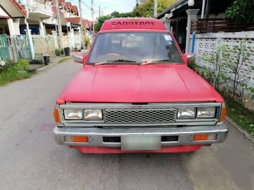 ไฟหรี่กันชน-ไฟหรี่กันชนข้างขวา-นิสสัน-ดัสสัน-front-turn-signal-light-nissan-dutsun-720-ปี-1980-1986-กระบะ-จำนวน-1-ชิ้น