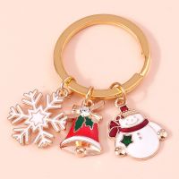 Cute Winter Snowman Keychain Enamel Christmas Bell Snowflake Charms Keyrings for Women Men Car Key Handbag Key Chains DIY Gifts