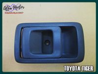 TOYOTA TIGER DOOR OPENER DOOR HANDLE INSIDE RIGHT (RH) "GREY" #มือเปิดในด้านขวา สีเทา โตโยต้าไทเกอร์