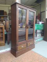 ตู้ไม้สักทอง เก็บของอเนกประสงค์ ประตูกระจก 2 บานเปิด (Teak cabinet) ขนาด กว้าง60xลึก20xสูง100 cm. มี 2 ลิ้นชัก 4 ชั้น สีโอ็ค สไตส์ วินเทจ ประกอบสำเร็จ