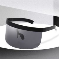 Oversized Exaggerated Visor Wrap Shield Large Mirror Sun Glasses Half Face Shield Guard Protector ant-UV 400 SUNGLASSES