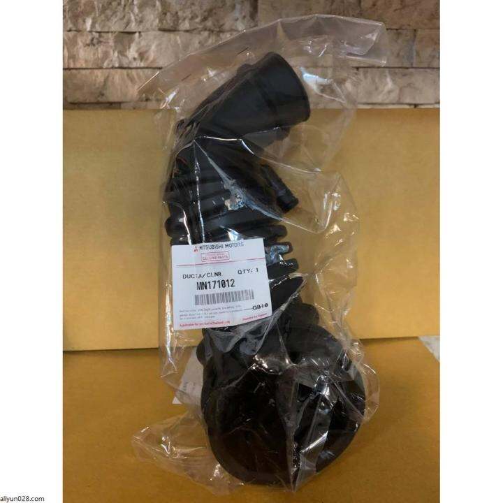 pipe hose cleaner Air cleaner hose kembara Mitsubishi Montero 2012