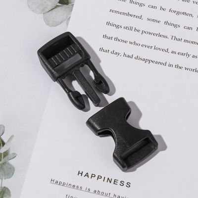 ：“{—— Motorcycle Helmet Buckles Chin Strap Speed Sewing Clip Bicycle Helmet Buckles Motor Bike Motocross Chin Strap Flexible Clip