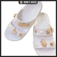 Nongs House-** พร้อมส่ง **[jibbitz] อุปกรณ์เสริมรองเท้า  สำหรับ crocs ดอกไม้ประดับเพชร