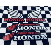 HOT** สติ๊กเกอร์ปีกฮอนด้า Honda สีแดง Red Logo [4 ชิ้น] โลโก้ Foil Sticker 3D ตัวนูน ติดรถ แต่งรถ CBR Wave Pcx Click Dream Msx ส่งด่วน สติ ก เกอร์ ติด รถ สติ๊กเกอร์ ออฟ โร ด สติ ก เกอร์ ข้าง รถ กระบะ สติ ก เกอร์ ข้าง รถ สวย ๆ