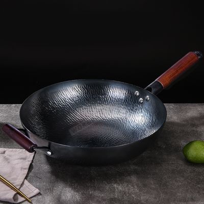 32/34cm Fish Scale Iron Wok Hand Hammered Traditional Cookware Kitchen Uncoated Wok Suitable for Gas Stove Induction Cooker Wok