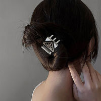 【cw】 Inverted Triangle High Sense Fashion nd New High tail Claw Clip Artifact Fixed Barrettes Female Clip Small Jaw Clip ！