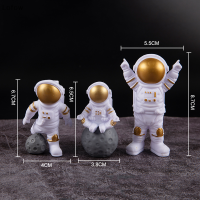 LF Wholesale✨Flash Sale ✨ 3pcs astronaut figurines ประติมากรรมพลาสติกที่ทันสมัย Home Decor เครื่องประดับประดับตาราง cosmonaut รูปบ้านตกแต่ง