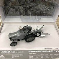 UH 1:32 Scale FERGUSON TE 20รถแทรกเตอร์ไถฟาร์มรถโลหะผสมรถ Limited Edition จำลองเด็กและผู้ใหญ่ของขวัญคอลเลกชัน5364