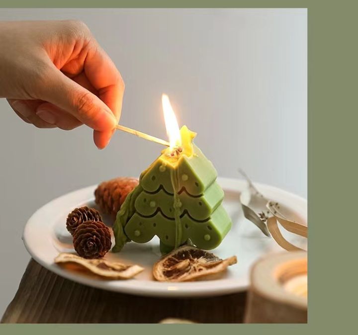 o-urhome-พร้อมส่ง-เทียนต้นคริสต์มาส-christmas-tree-candleเทียนหอม-ของขวัญเล็ก-ๆ-ที่สร้างสรรค์-ของตกแต่งบ้านแฮนด์เมด-อุปกรณ์ประกอบฉากภาพ-เทียนbirthday