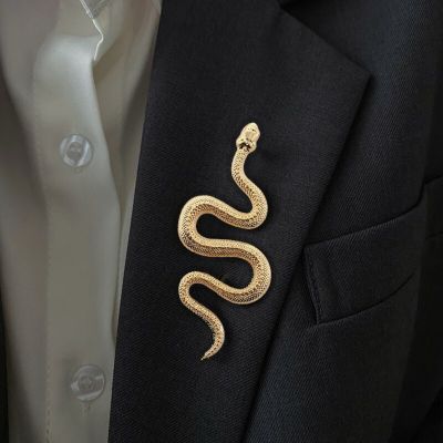 Gold Color Snake Brooches Women Men Lady Luxury Metal Snake Animal Brooch Pins Party Casual Fashion Jewelry Gifts