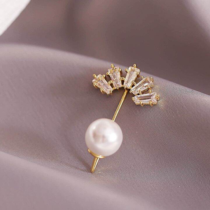 pearl-brooch-high-grade-womens-anti-slip-buckle-summer-design-sense-of-clothing-accessories-temperament-neckline-pin-for-girls