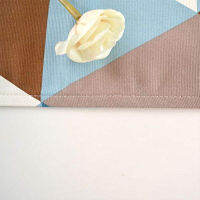 Modern Geometric E-Pattern Table Runner-ผ้าโพลีเอสเตอร์บนโต๊ะตกแต่งตกแต่งบ้าน