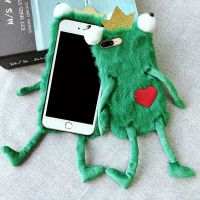 เคสโทรศัพท์ตุ๊กตาผ้ากำมะหยี่มงกุฎหัวใจแห่งความรักที่น่ารักตลกสำหรับ iPhone 14 13 Pro Max ขนปุยปกอ่อนสำหรับ Apple 11 XR XS Max